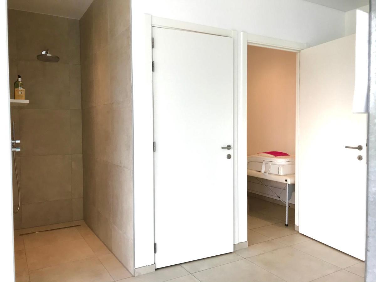 Vita Roka Met Extra Luxe Prive Wellness Ursel Exterior photo